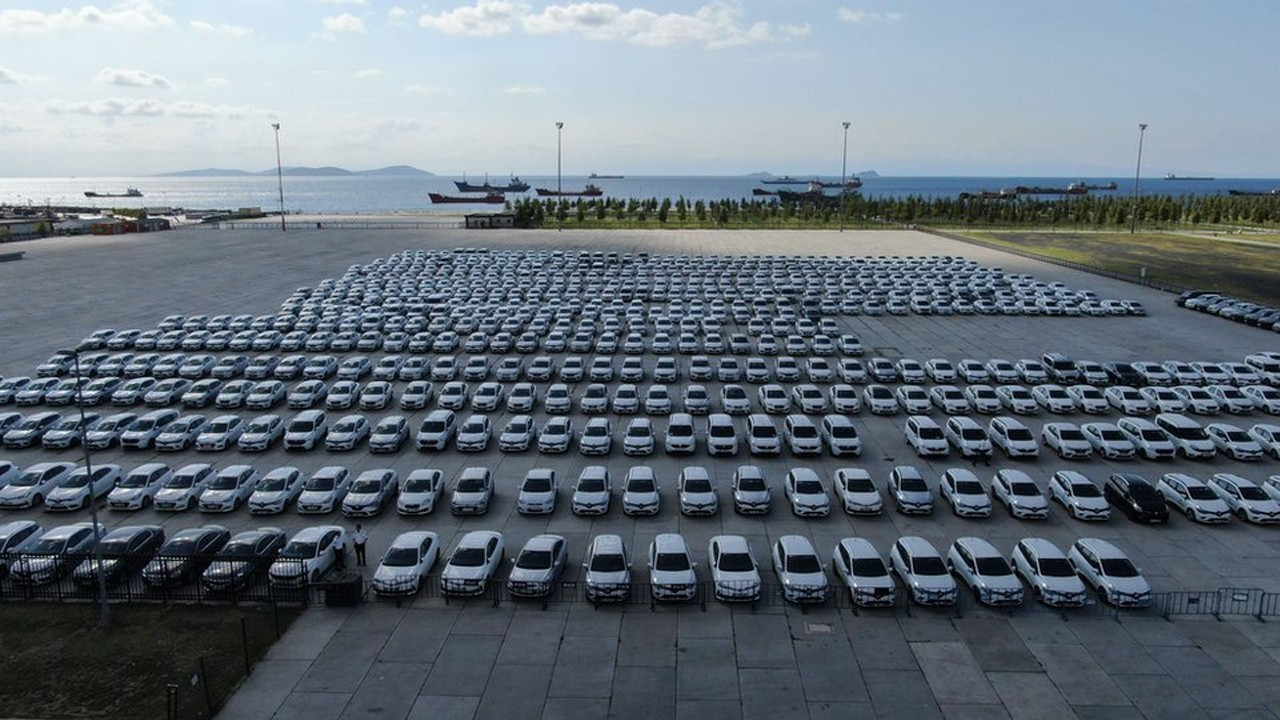 3565 araç kayıp! Abdullah Özdemir’den çarpıcı çıkış: “İBB’li yöneticiler şahsi ulaşım sorununu çözmüşler”