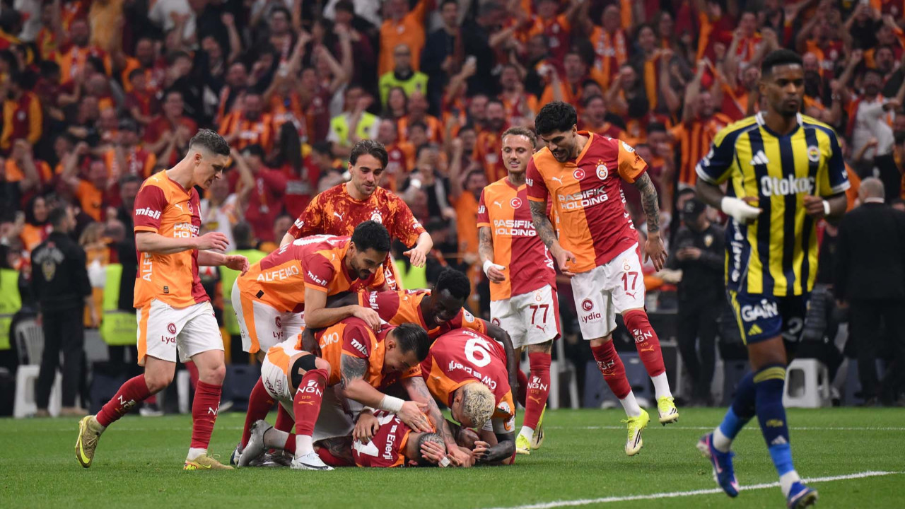 Sezon bitmeden ayrılık haberi geldi! Galatasaray’da ilk yolcu belli oldu