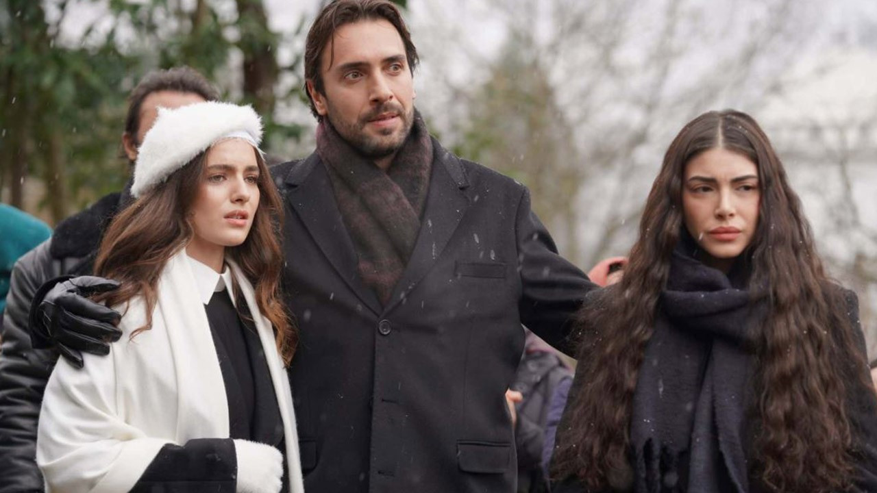 Taşacak Bu Deniz'in Eleni'si Ava Yaman'dan itiraf: İnsanlar sarılmak için geliyorlar!