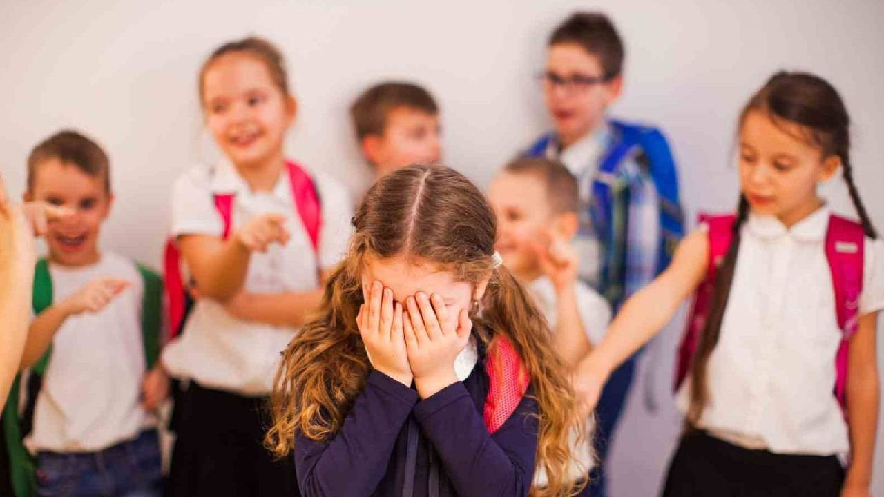 Okulda şiddete tek tıkla müdahale: "Alo Zorbalık" hattı geliyor!