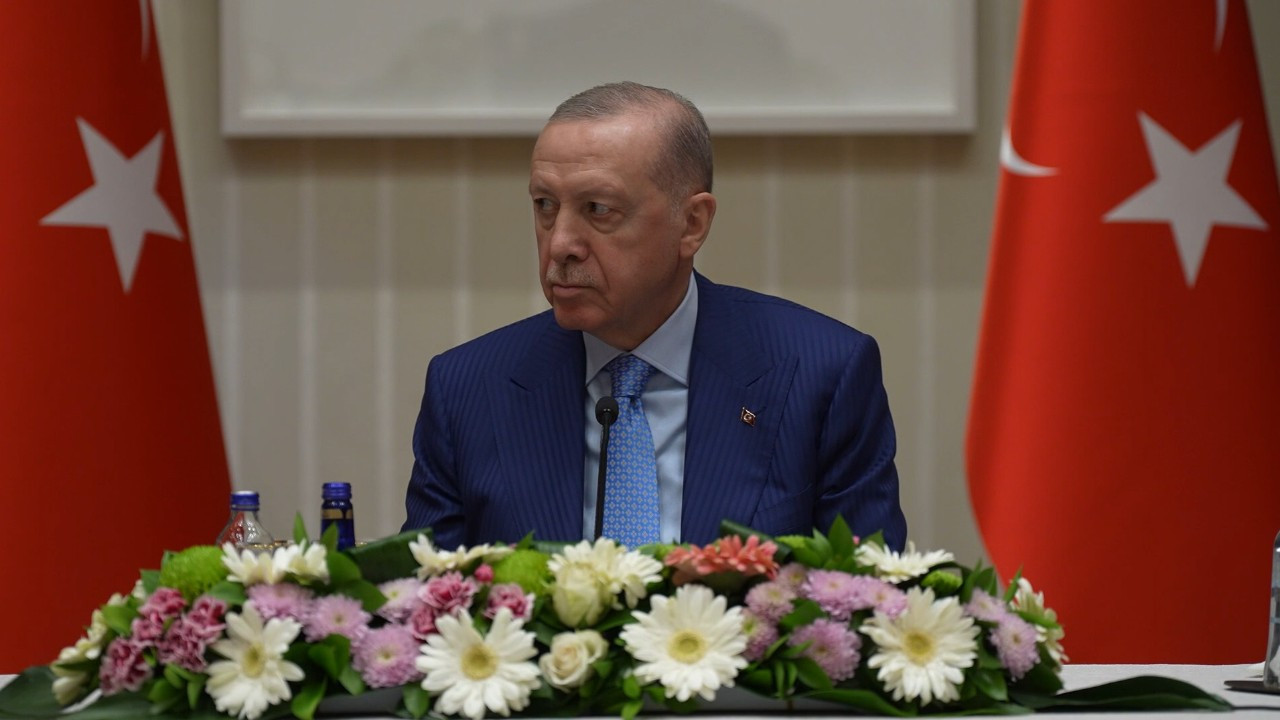 Beştepe'de 1 Mayıs kutlaması! Erdoğan işçi ve işveren temsilcilerini ağırladı: İşçinin aleyhine adım atmayız