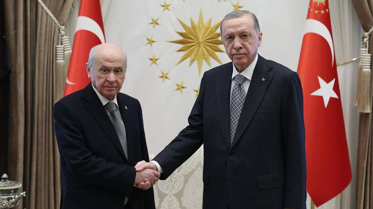 Beştepe'de kritik zirve! Cumhurbaşkanı Erdoğan, Bahçeli'yi kabul etti