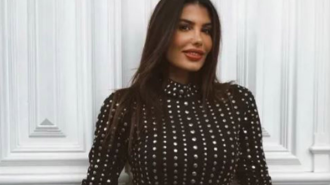 Ünlü şarkıcı Hatice'nin aylık geliri şaşırttı: Hiç sahneye çıkmasam bile kazanırım