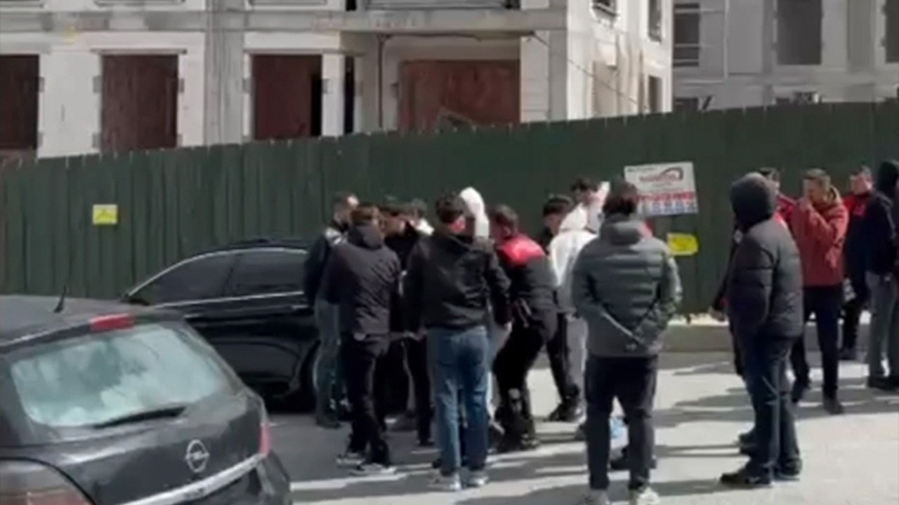 İstanbul'da araç içinde infaz: Başından vurulmuş halde bulundu