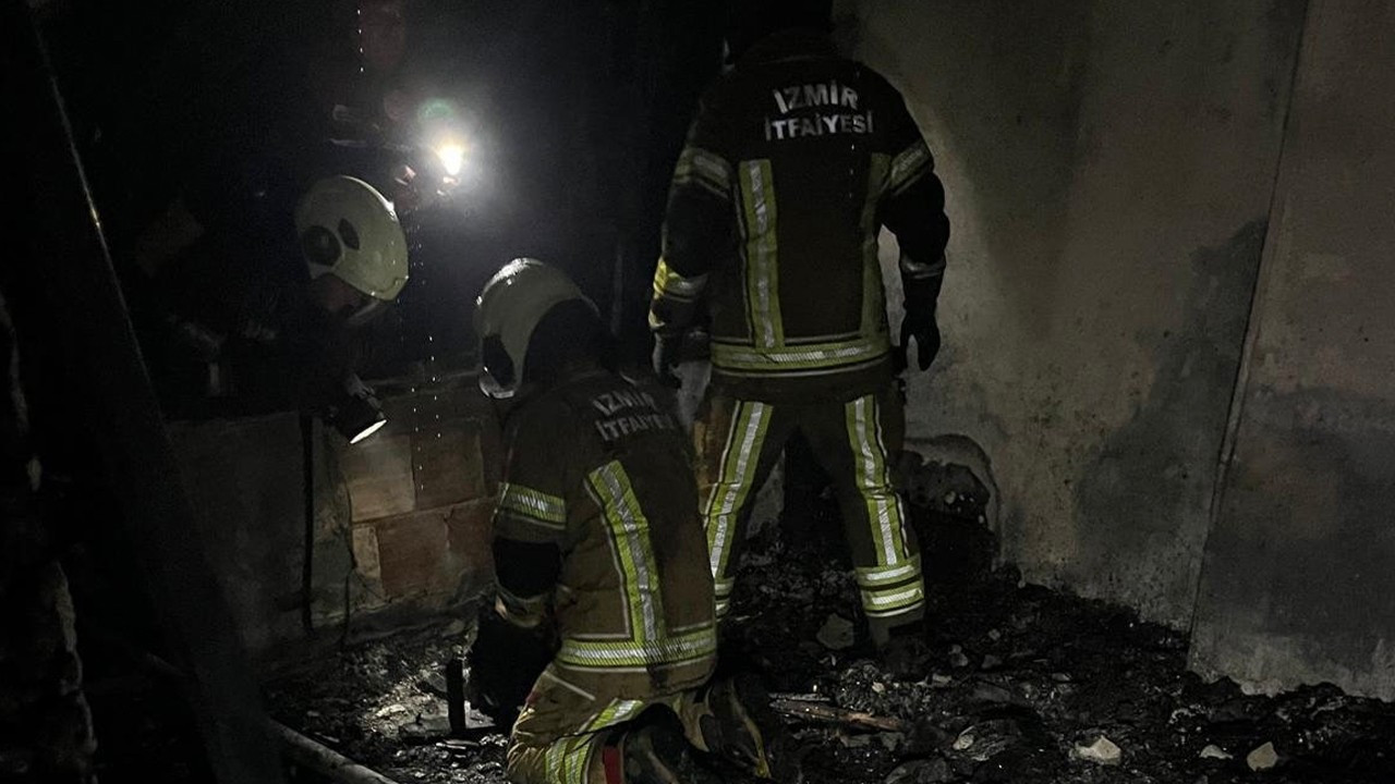 İzmir'de korkunç olay! Elektrikli soba faciası: 1 bebek hayatını kaybetti, 3 kardeşi dumandan zehirlendi