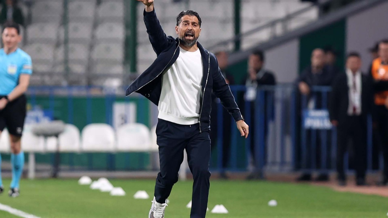 İlhan Palut, Beşiktaş maçı öncesi konuştu: “Hedefimiz güzel sonuçla ayrılmak”
