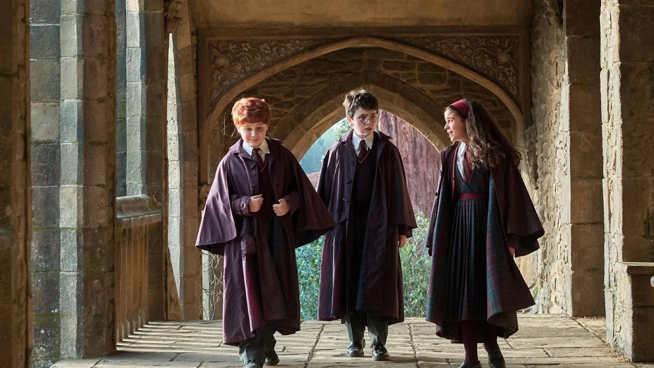 Harry Potter dizisinin setinde şoke eden hırsızlık! Eşyalara birer birer çip takıldı