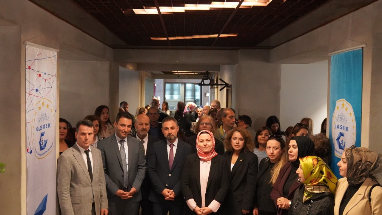 Ali Atalar’ın “Anadolu’nun Yüzleri” Sergisi Gaziantep’te açıldı
