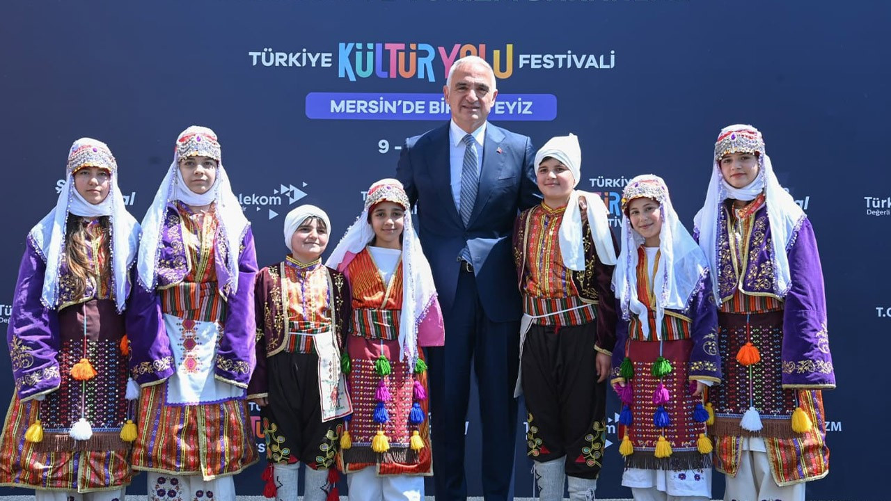 Akdeniz’in incisi ilk kez Kültür Yolu sahnesinde! Mersin’de festival coşkusu başladı