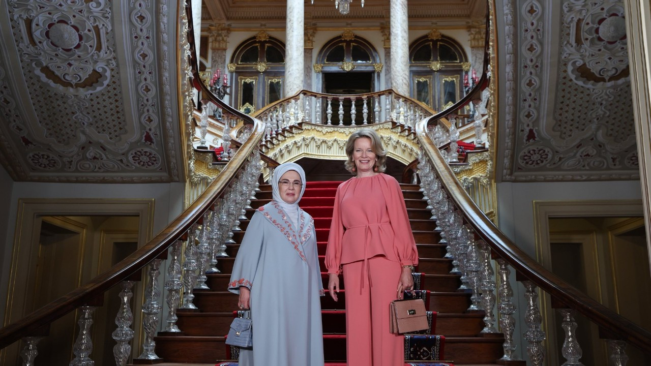 Emine Erdoğan, Belçika Kraliçesi Mathilde'yle bir araya geldi