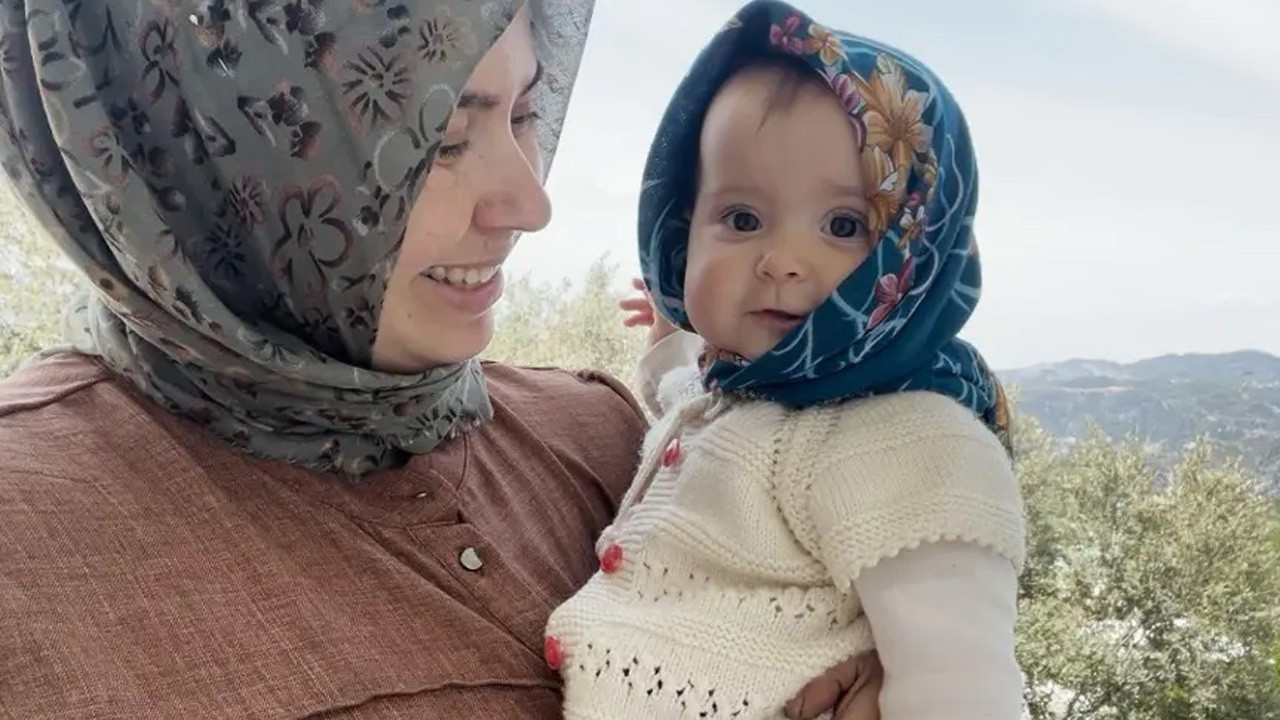 Sosyal medyayı gündemine oturdu! “Evde durmuyor” dedirten bebek