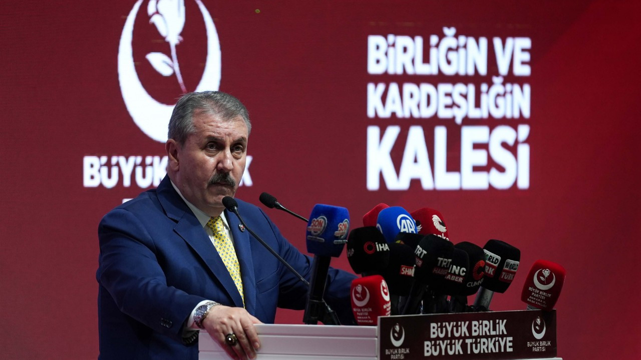BBP lideri Destici'den ses getirecek çıkış! Rakam verdi, emekli ikramiyesi için çıtayı yükseltti