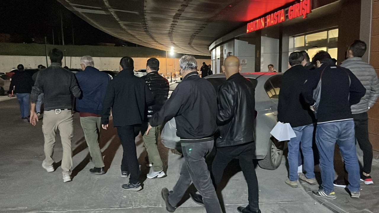 Tepebaşı Belediyesi’ne ‘yolsuzluk’ operasyonu: 60 gözaltı! Özel kalem müdürünün bahçesinin altı kripto madeni çıktı