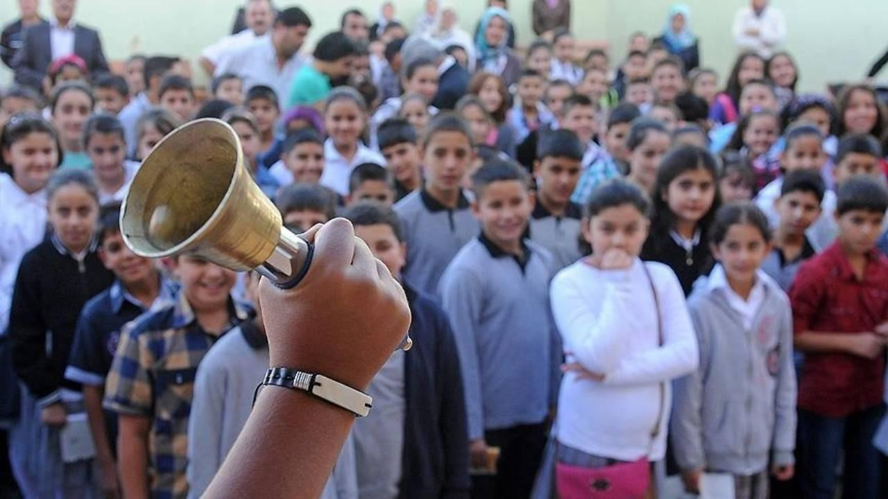 Dere yatakları taşma noktasında, bölge alarmda! 2 ilde eğitime ara verildi