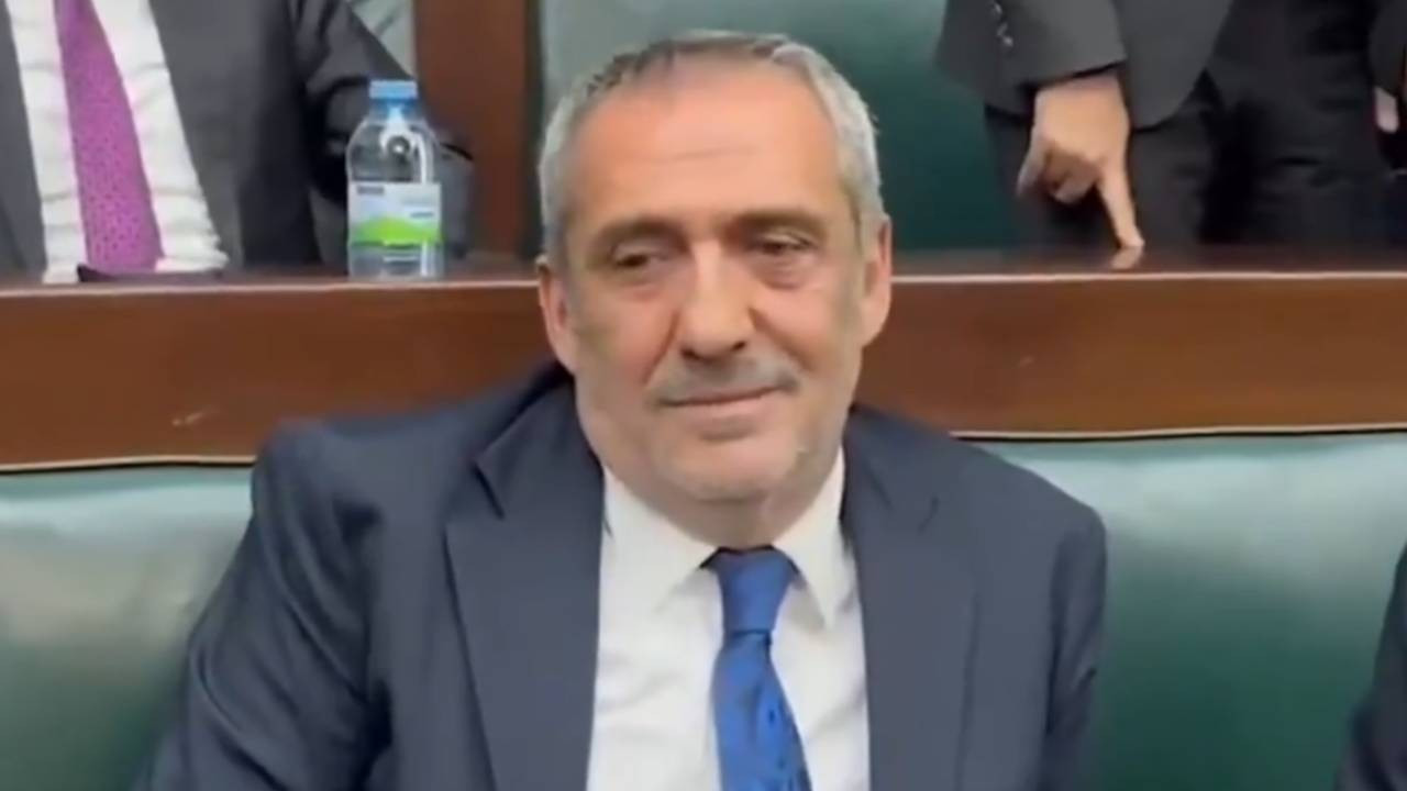 Yavuz Bingöl AK Parti Grup Toplantısı'nda görüntülendi: Siyasetten kopamıyorum