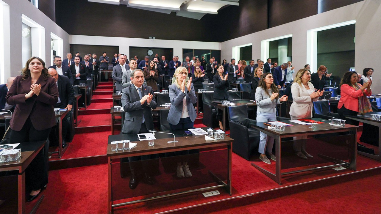CHP PM’de neler konuşuldu? Barış Yarkadaş ilk kez tv100’de anlattı: “Yeni parti kuralım diyen vekil susturuldu”