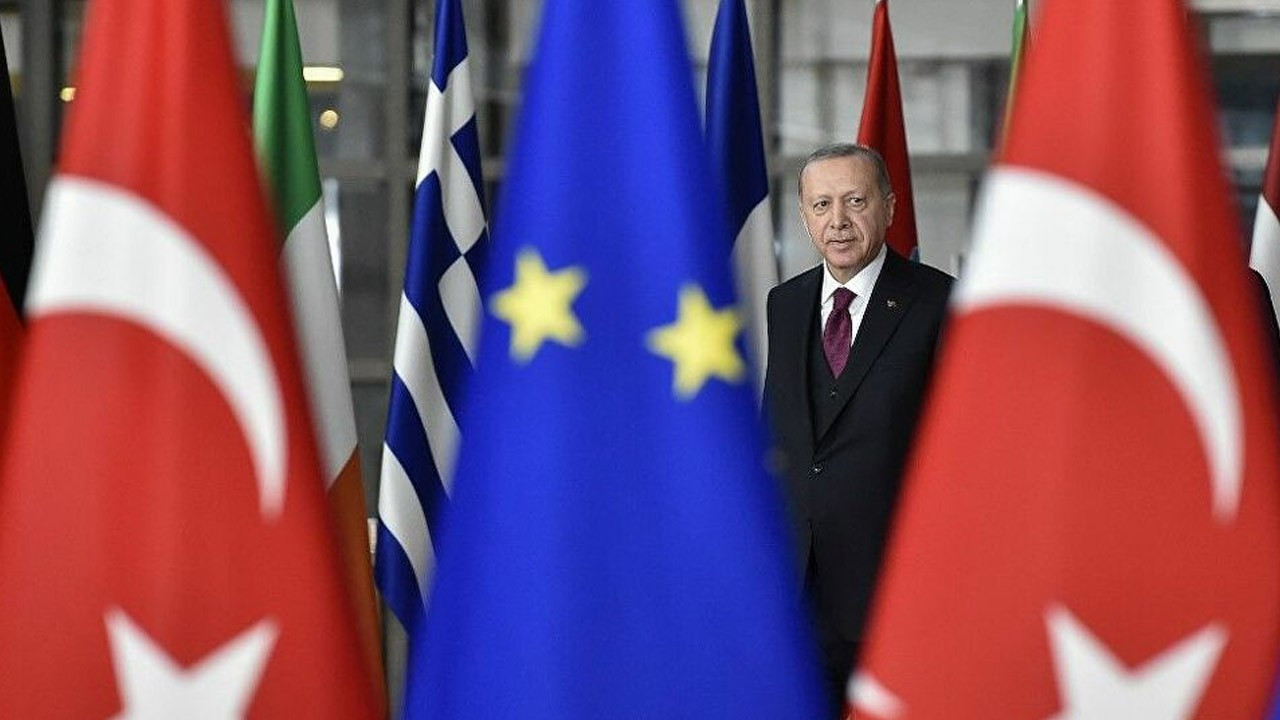 Batı sarsıldı, Avrupa Türkiye'ye yöneldi: 