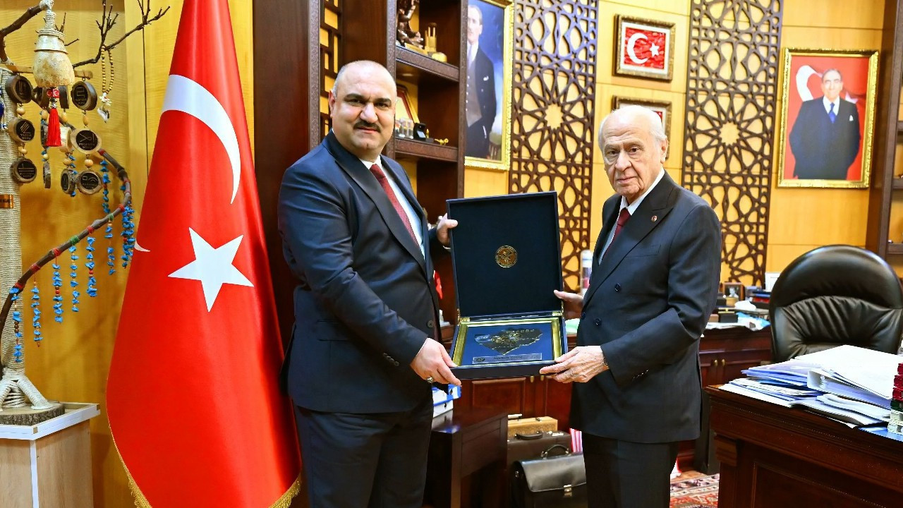 Devlet Bahçeli, Türkmen Valisi Seman Ağa'yı kabul etti
