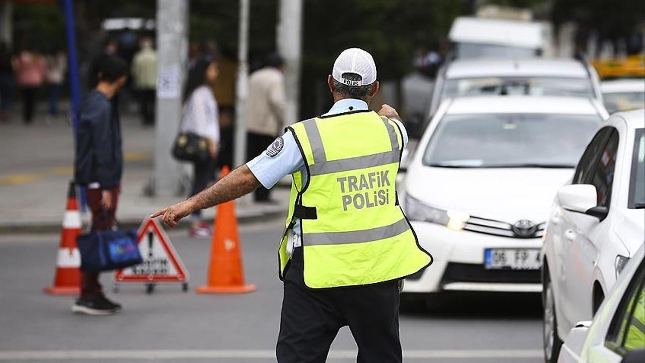 İstanbul'da bayramın ilk günü trafik denetimleri yapıldı