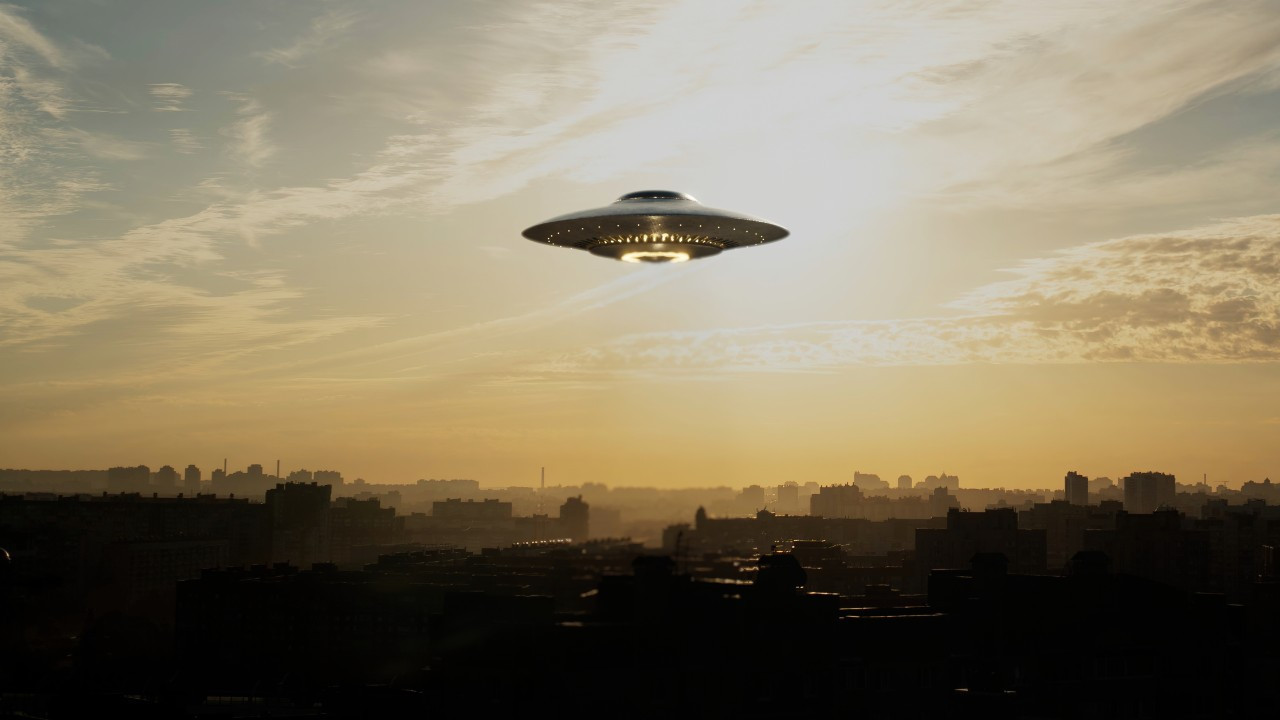 ABD'nin UFO dosyaları ortalığı karıştırdı! Ay'da ne görüldü?