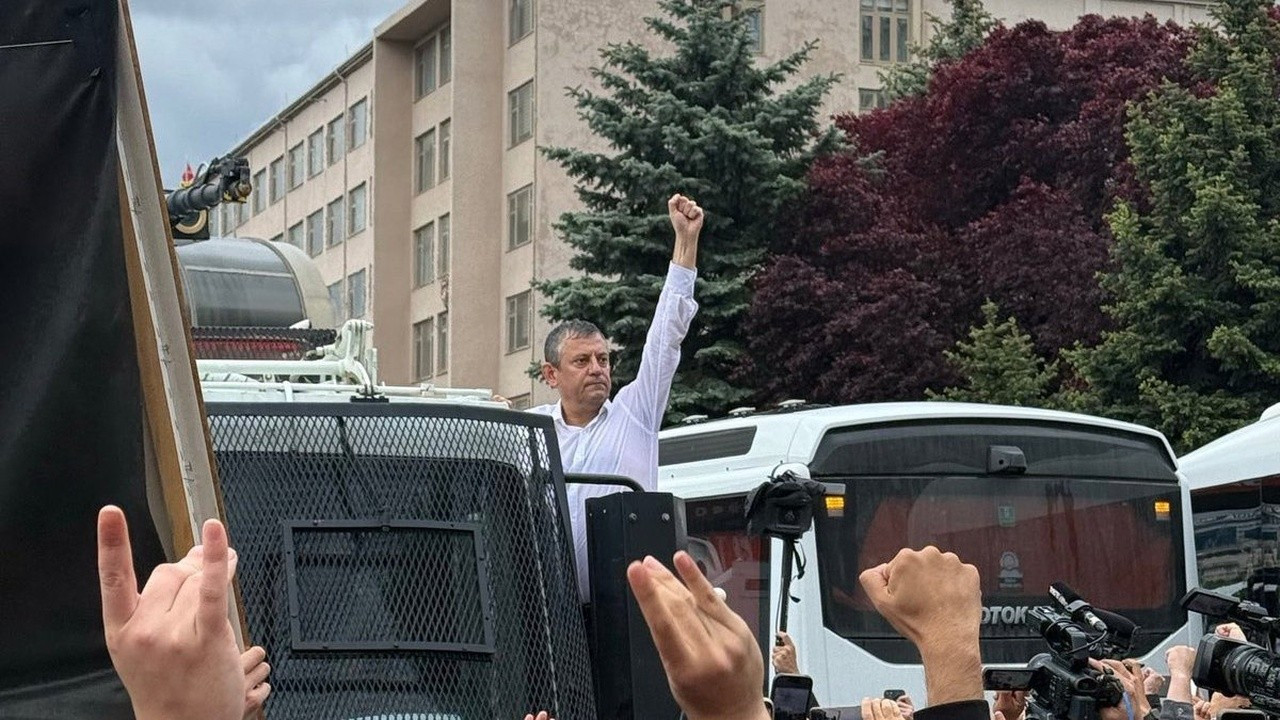 Mevlüt Karakaya'dan tv100 yayınında önemli açıklamalar: CHP'
