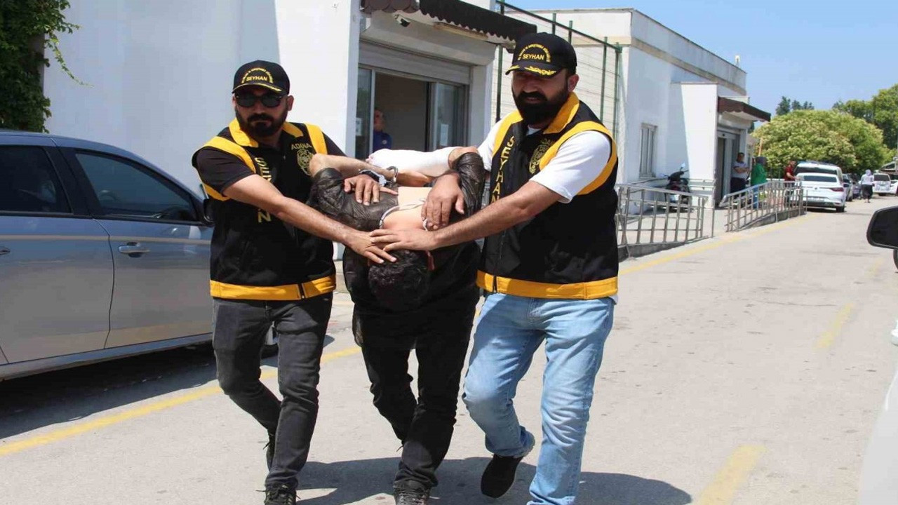 Saplantılı aşık takip edip genç kadını bıçaklamıştı! Kendini