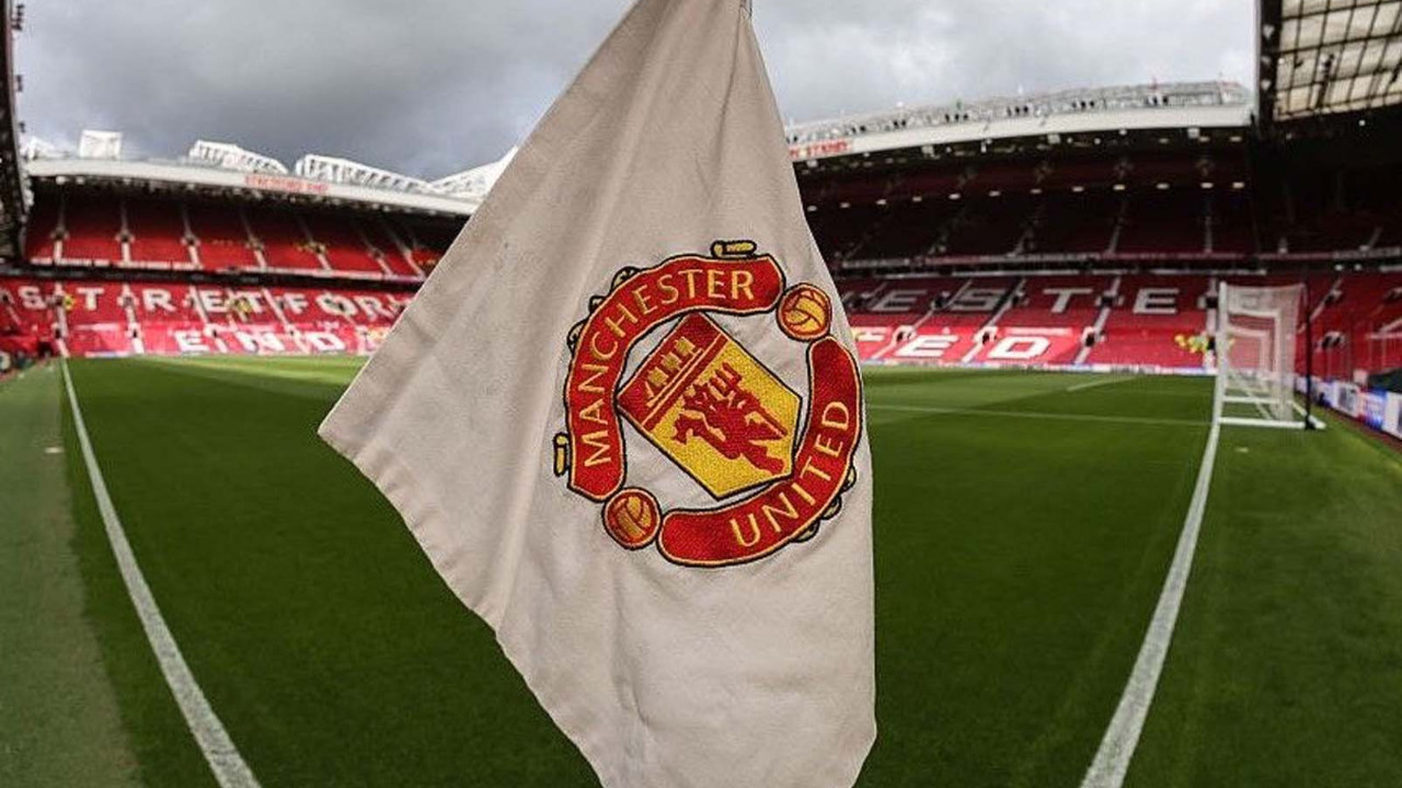 Manchester United’da büyük değişim! 3 yıldızla yollar ayrıld