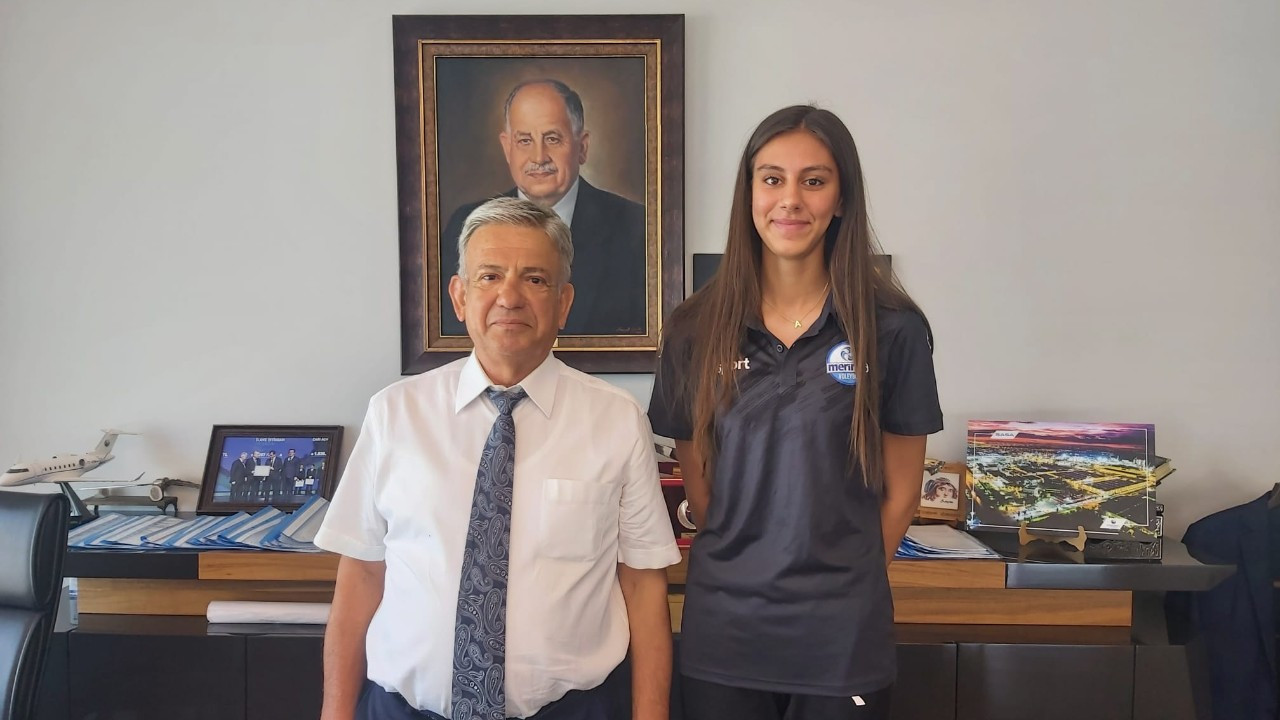 Merinosspor'un Genç Yeteneği Azra Kankılıç Galatasaray'a Transfer Oldu
