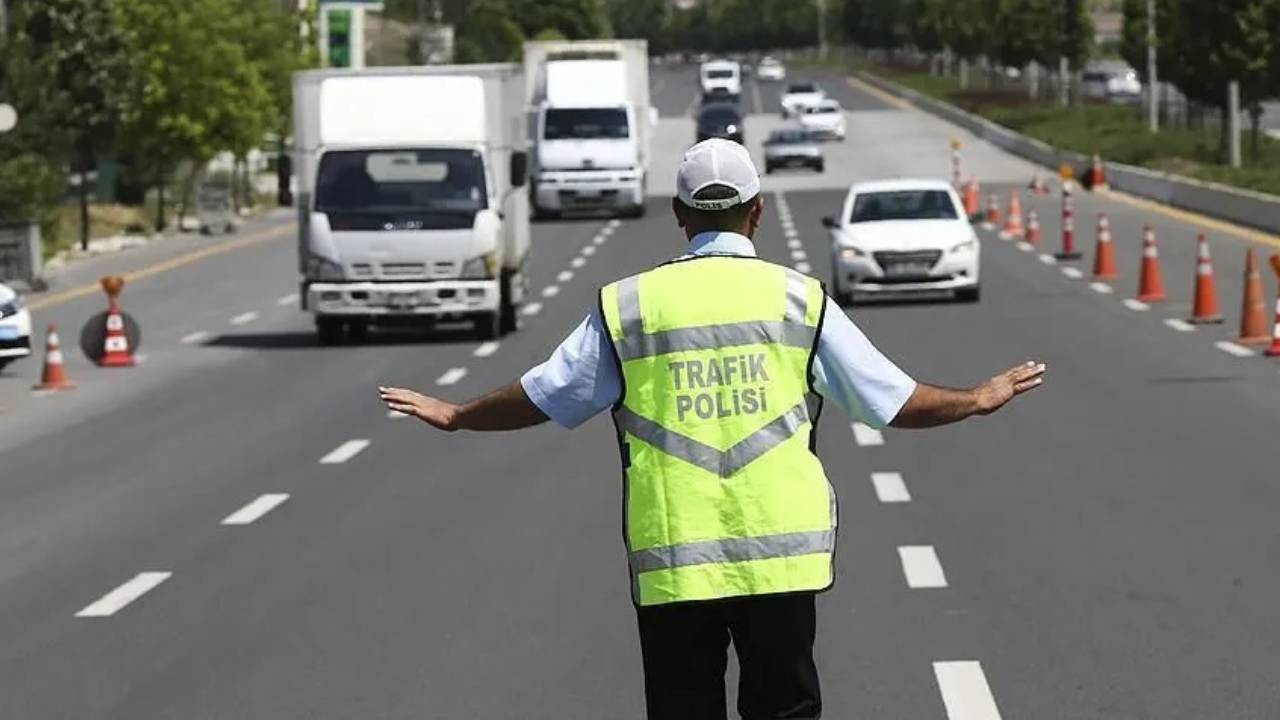 İstanbul'da pazar planı olanlar dikkat! Üç ilçede yollar trafiğe kapatılacak