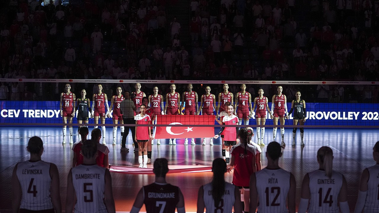 Türkiye Letonya'yı 3-0 Yendi — EuroVolley 2026 Açılışının İstatistik Okuması