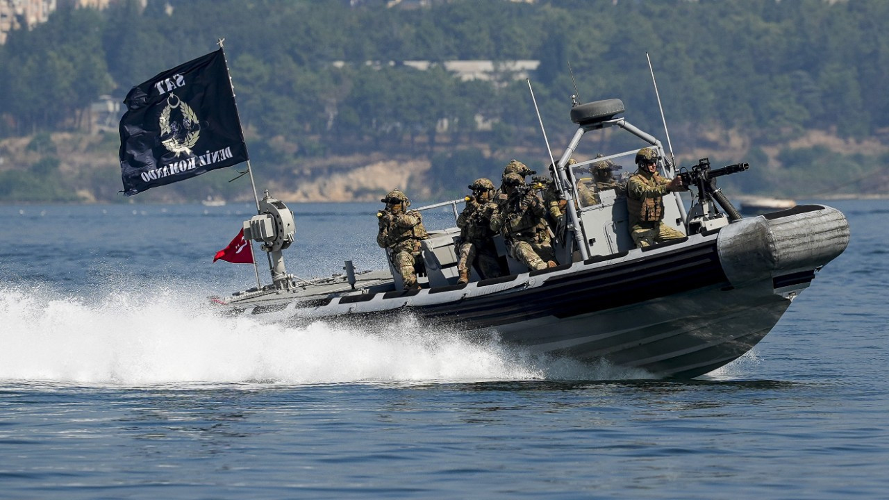 TEKNOFEST Mavi Vatan’a görkemli veda: SAT ve SAS komandoları nefes kesti