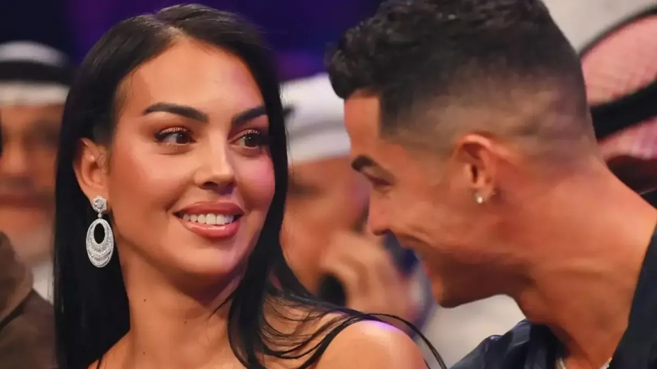 Sade bir törenle evlenmişlerdi! Cristiano Ronaldo ve Georgina Rodriguez cephesinden sürpriz karar!