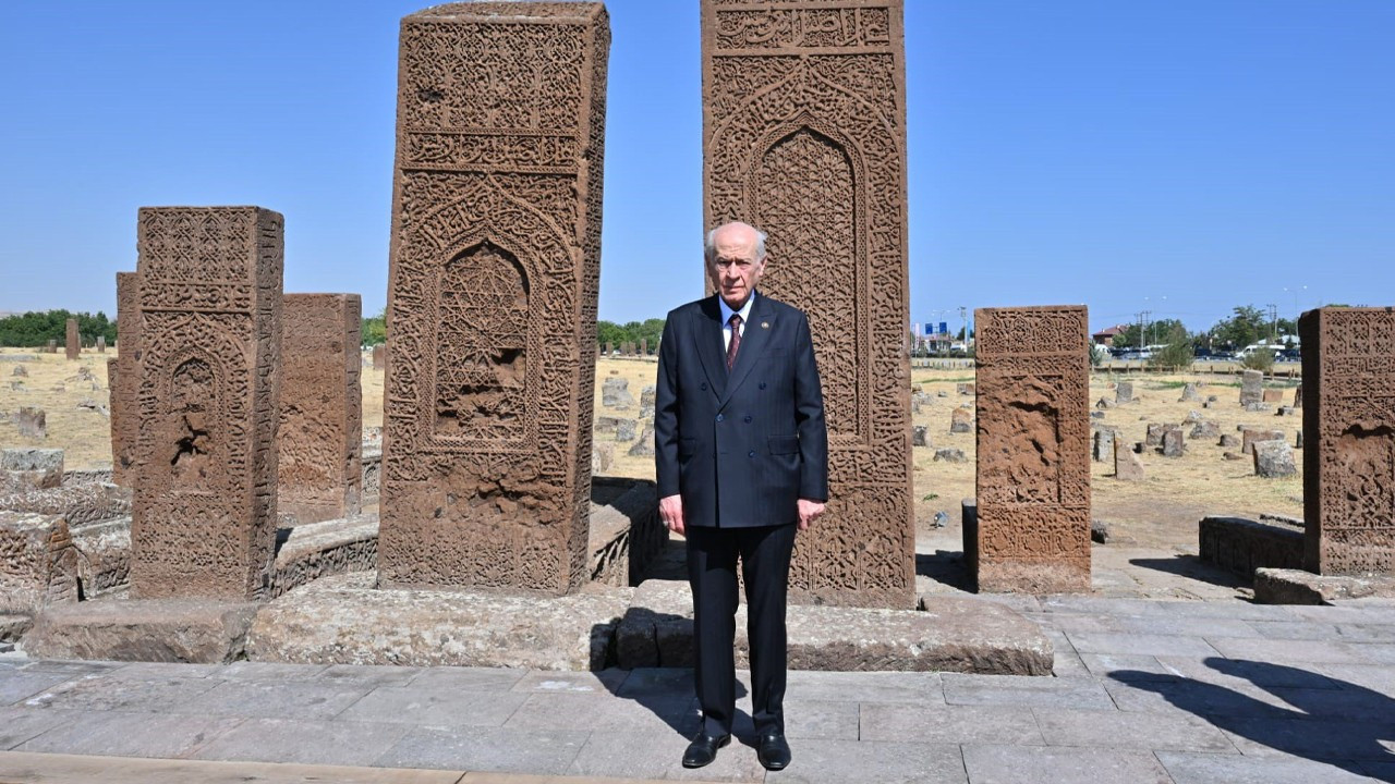 MHP lideri Devlet Bahçeli’den Malazgirt mesajı: Malazgirt mazimizdir, Anadolu namusumuzdur, Türkiye istikbalimizdir