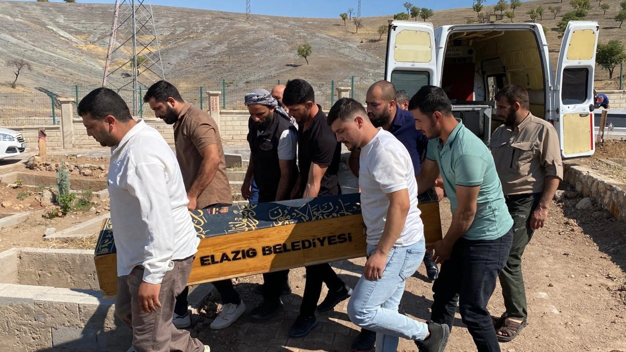 Piknik eğlencesi kabusa döndü! 10 yaşındaki kıza isabet eden yıldırım can aldı