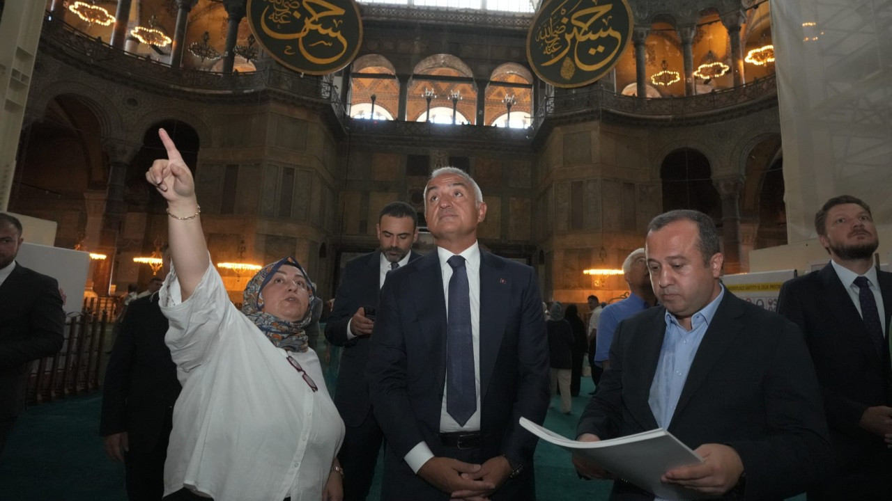 Bakan Ersoy duyurdu: Ayasofya'da restorasyon çalışmaları sürüyor
