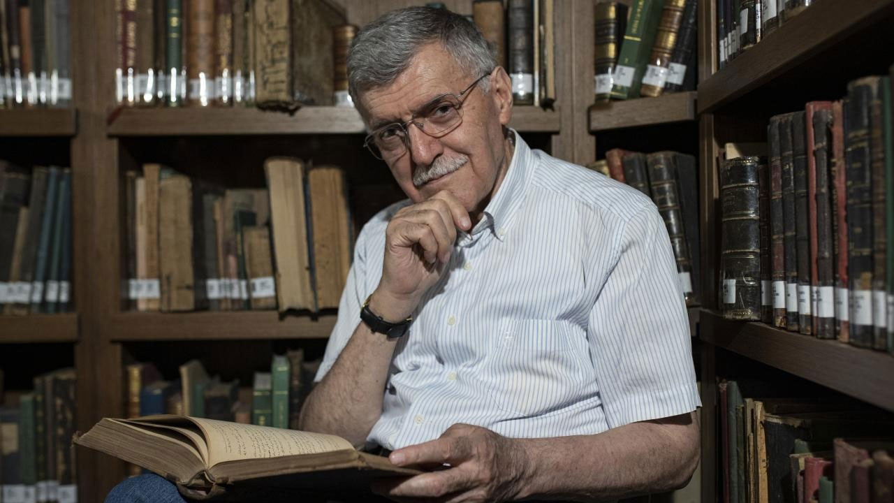 Yazar Ali Haydar Haksal hayatını kaybetti