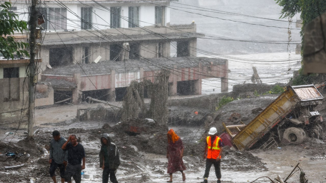 Felaket böyle başladı! Önce korkunç ses duyuldu, ardından kıyamet koptu: Nepal'deki faciadan yeni görüntüler