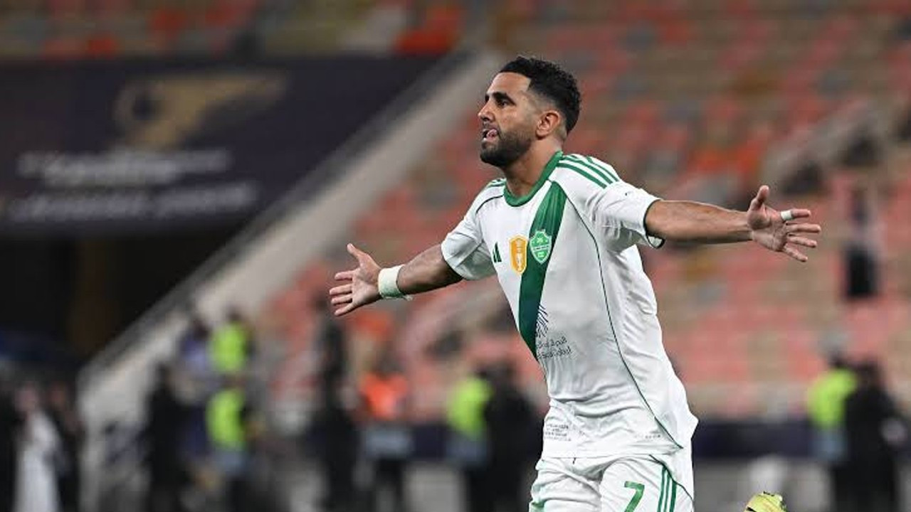 Mahrez bombası! Süper Lig ekibi kesenin ağzını açtı