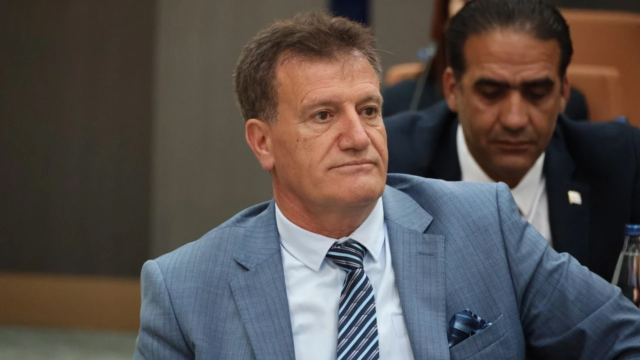 Gerekirse istifa ederim! KKTC’li bakan belgeleri tek tek paylaştı: Kara kutu bulunsun, herkes üzerine düşeni alır