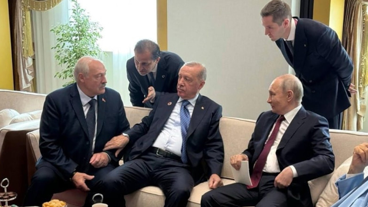 Cumhurbaşkanı Erdoğan, Vladimir Putin ile sohbet etti