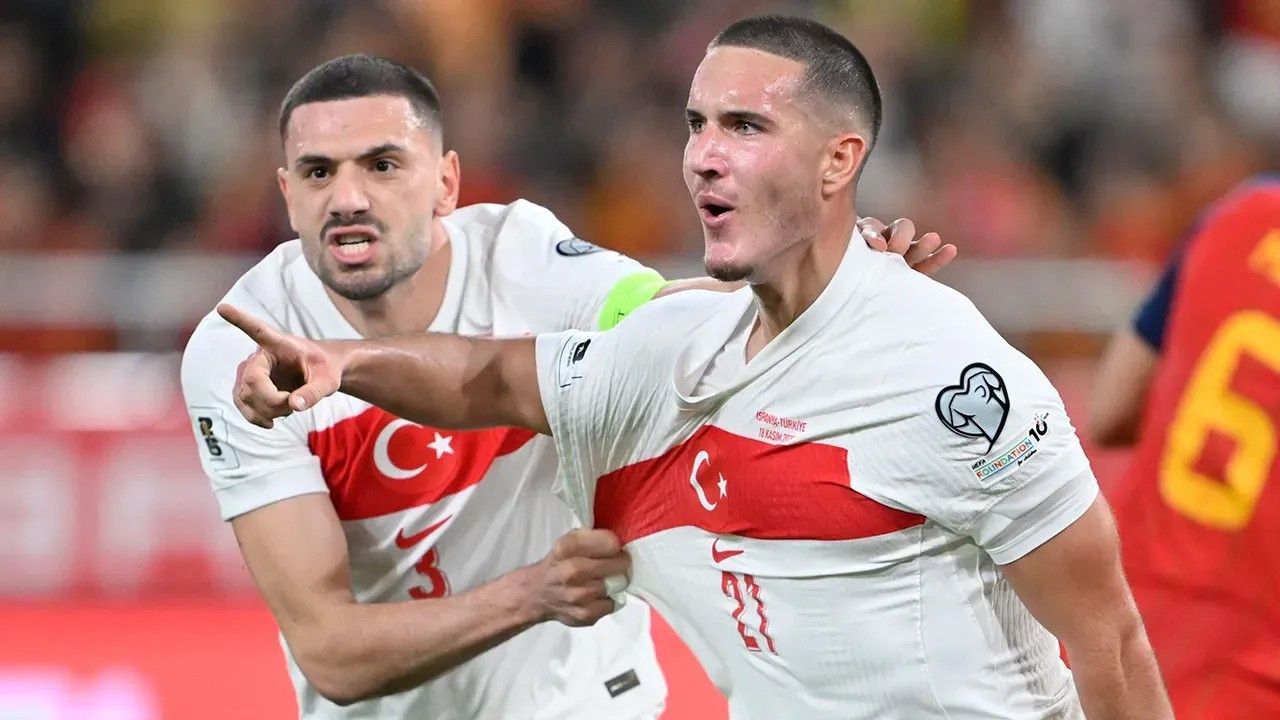 Galatasaray Deniz Gül'ü bitirdi! İşte transferin maliyeti