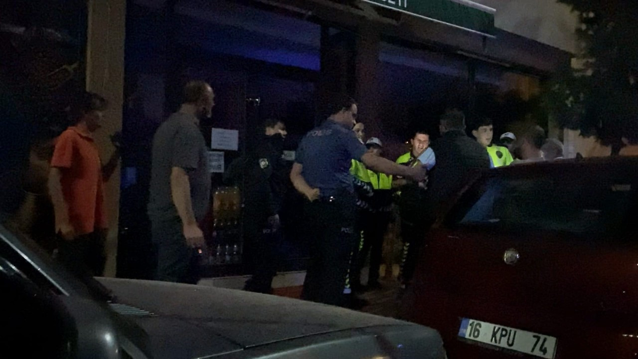 Alkollü sürücü polisi çileden çıkardı: Az kaldı dayı hepsini sorguya çekeceğiz! Memur böyle isyan etti: Susun ya yeter!