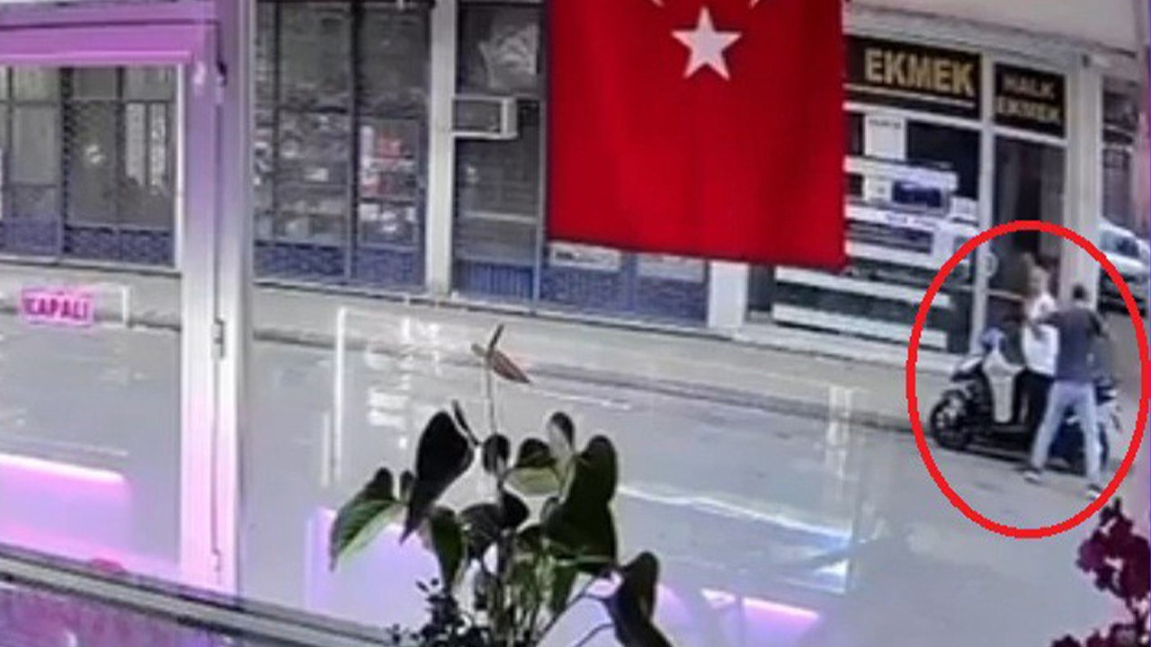 Telefonla konuşurken dehşeti yaşadı: Kasap bıçağıy…