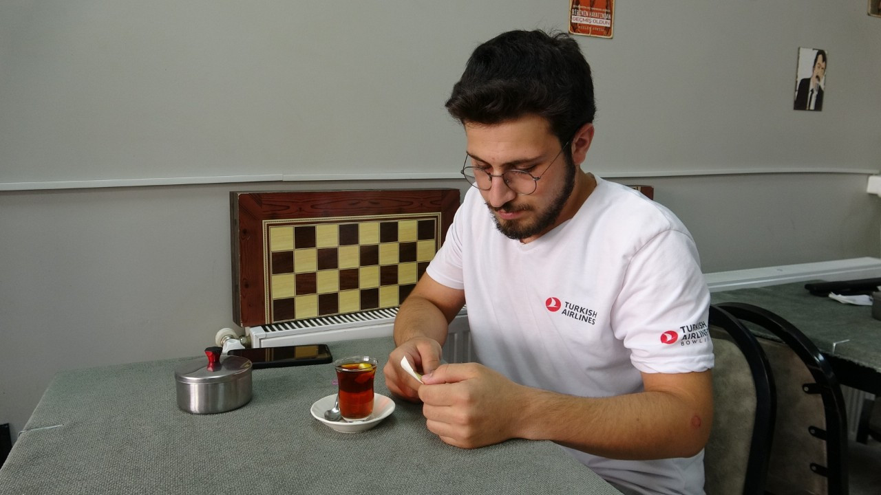 Milyonlarca kişiye ulaştı! Çayını içen bakmadan gidemiyor: Müşteriler hesabı değil adisyonu merak ediyor