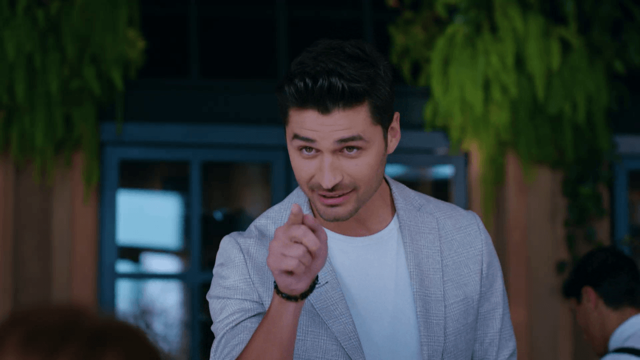 Şaşırtan kariyer! Yasak Elma'nın Ömer'i Emre Dinler'in gerçek mesleği ortaya çıktı! - Resim: 3