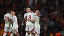 Futbolcuların formaları ve saçları yeşile döndü