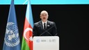 Aliyev, Azerbaycan'ın D-8'e üyeliğini onayladı