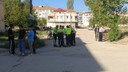 Arkadaşına önce çarptı sonra üzerinden geçti