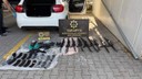 Polis memurunun aracından çıkanlar şoke etti