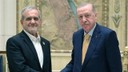 Cumhurbaşkanı Erdoğan Pezeşkiyan ile görüştü